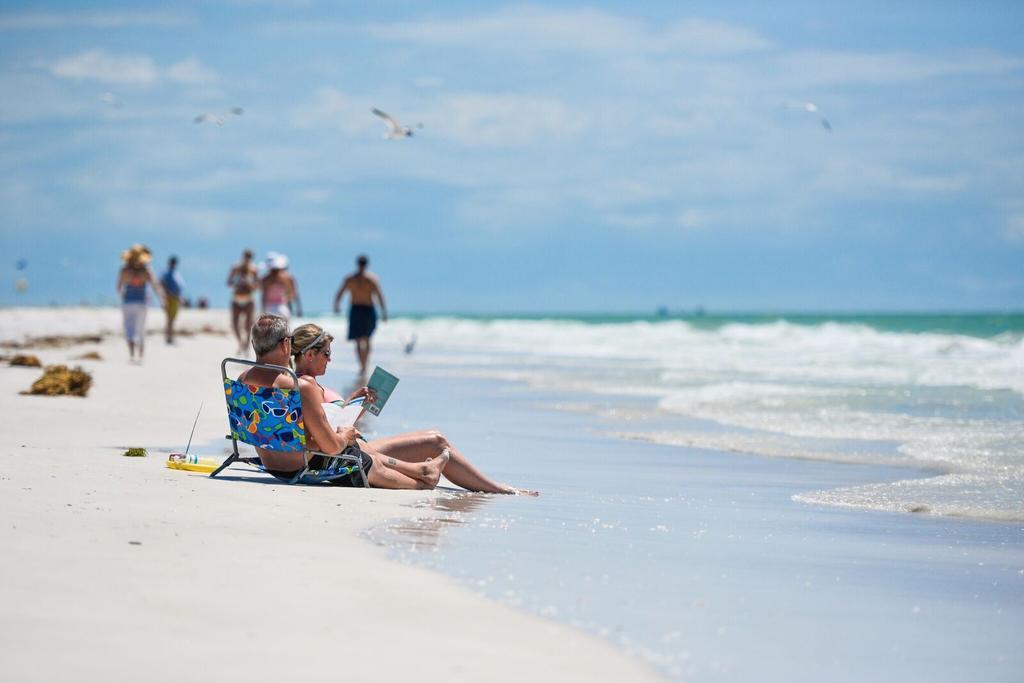 Village House By Beachside Management Siesta Key Eksteriør billede