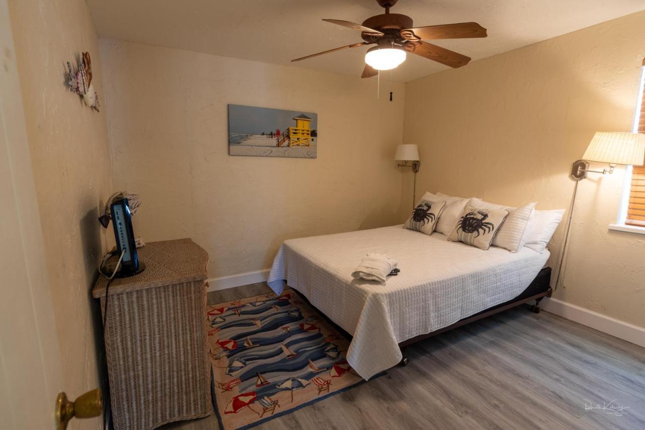 Village House By Beachside Management Siesta Key Eksteriør billede